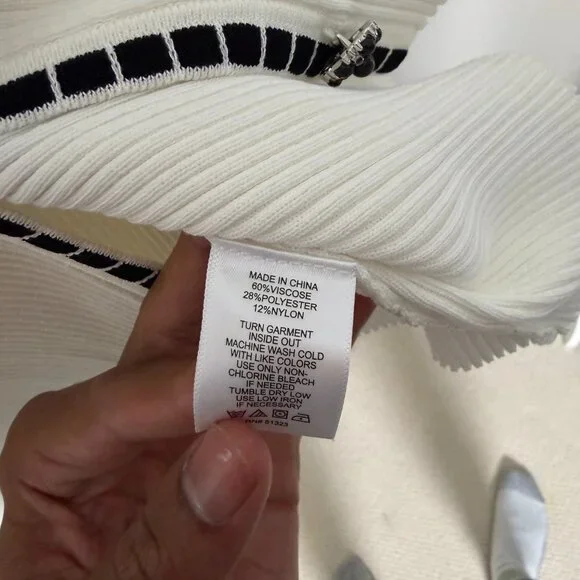 2/$30 Cece Ribbed Cream Beaded Button Cardigan Large - Picture 4 of 4